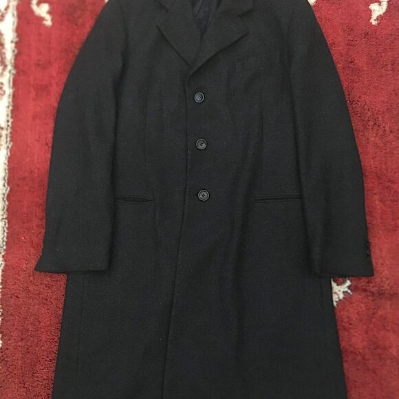 Giorgio Armani Collezioni 100% Cashmere Overcoat - Picture 3 of 9